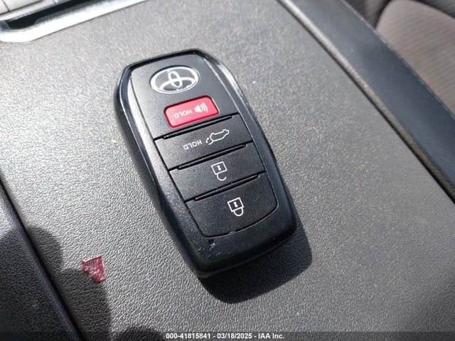 5TDKDRBH7RS536376 Toyota Highlander Le