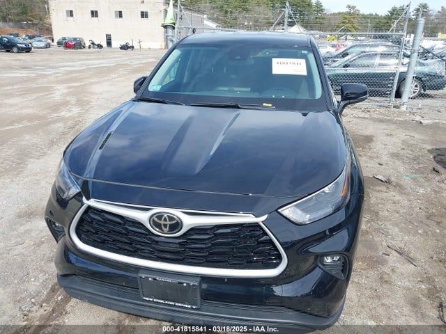 5TDKDRBH7RS536376 Toyota Highlander Le