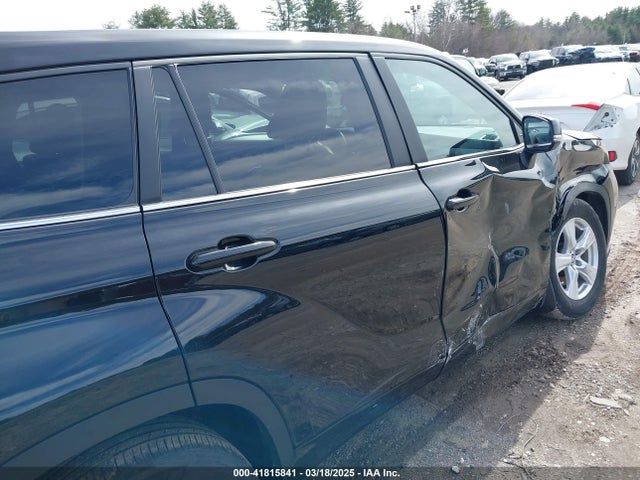 5TDKDRBH7RS536376 Toyota Highlander Le