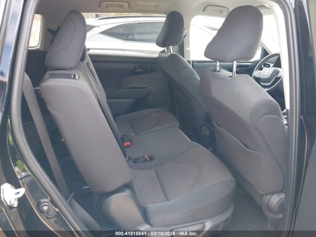 5TDKDRBH7RS536376 Toyota Highlander Le