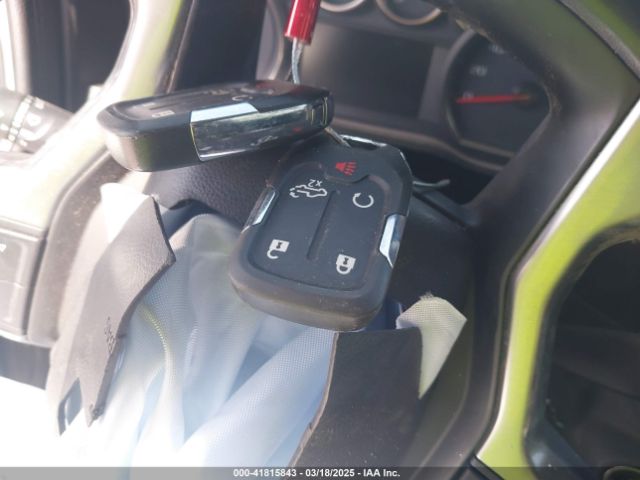3GCPYDEK8KG116134 Chevrolet Silverado 1500 Lt
