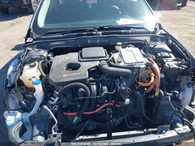 3FA6P0LUXJR157689 Ford Fusion Hybrid Se