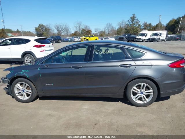 3FA6P0LUXJR157689 Ford Fusion Hybrid Se