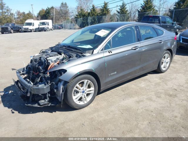 3FA6P0LUXJR157689 Ford Fusion Hybrid Se