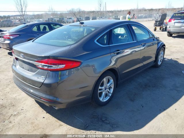 3FA6P0LUXJR157689 Ford Fusion Hybrid Se