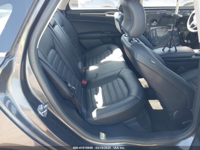 3FA6P0LUXJR157689 Ford Fusion Hybrid Se