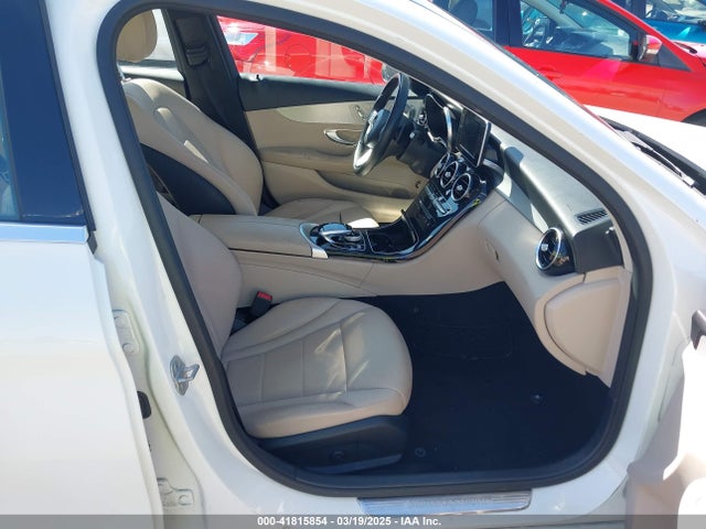 55SWF4KB5FU039626 Mercedes-Benz C 300 4matic/luxury 4matic/sport 4matic