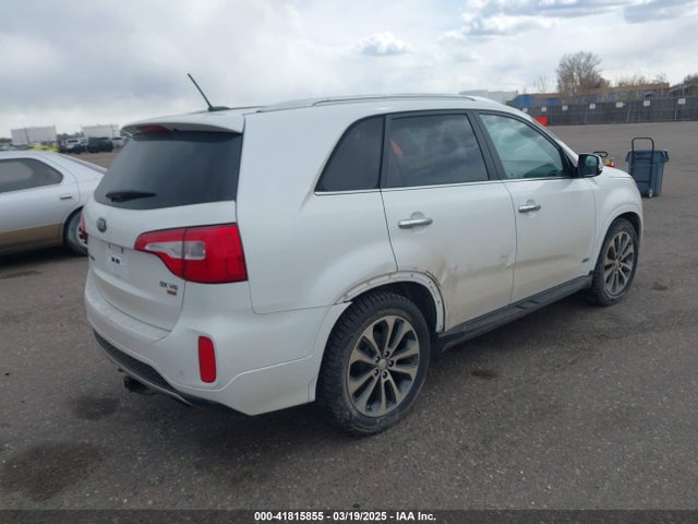 5XYKWDA77EG452457 KIA Sorento Sx V6