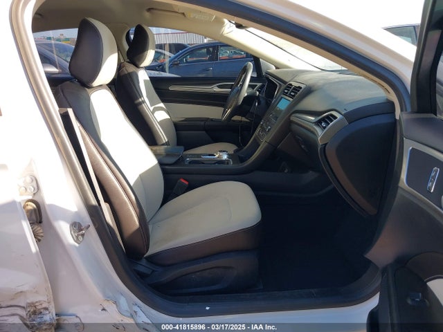Ford FUSION SE 2020 3FA6P0HD2LR230033 Image 5