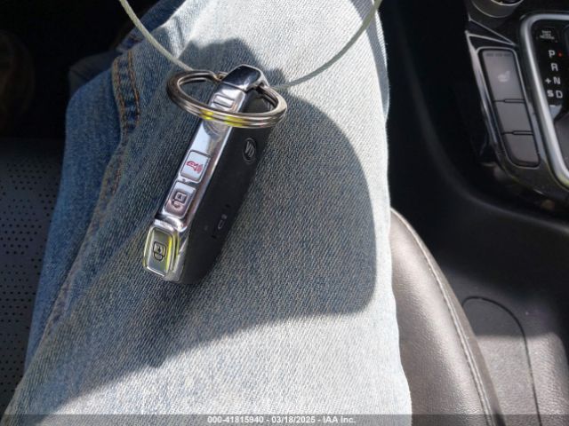 KNDERCAA4M7165986 KIA SELTOS EX
