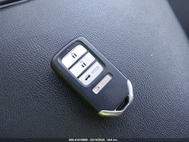 1HGCV1F17KA165160 Honda ACCORD LX