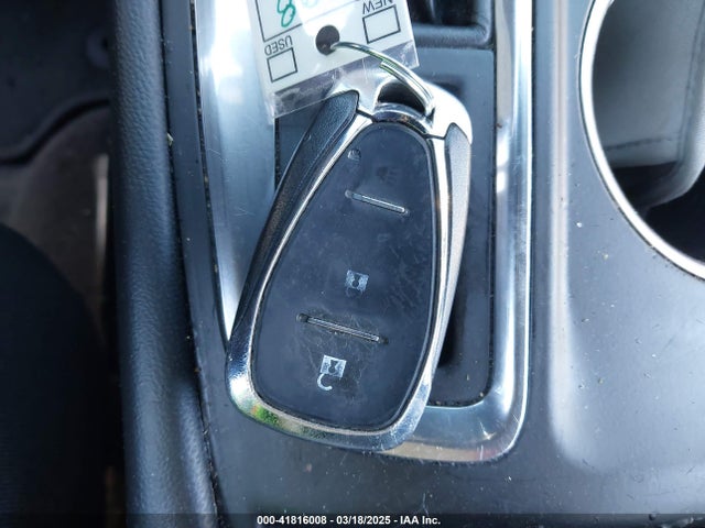 3GNAXSEV9KS628996 Chevrolet EQUINOX LS