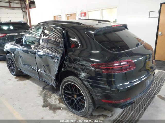 2017 PORSCHE MACAN WP1AG2A52HLB52375 Photo 2
