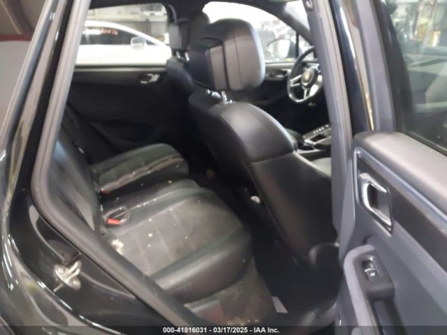 2017 PORSCHE MACAN WP1AG2A52HLB52375 Photo 7
