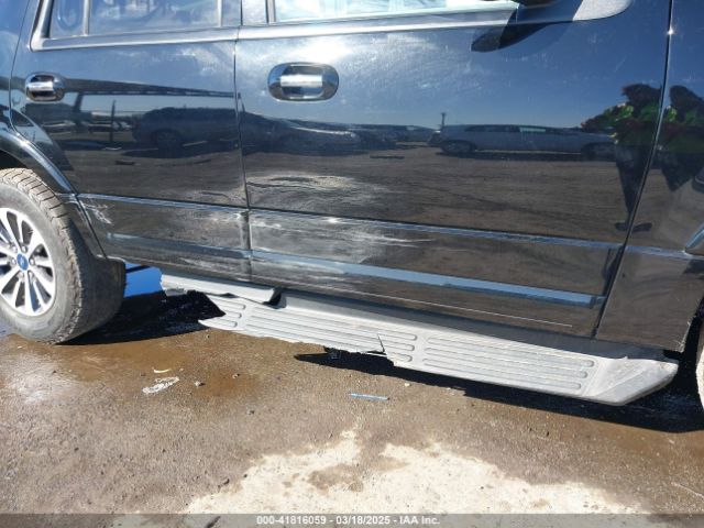 1FMJU1HT1HEA48940 Ford Expedition Xlt
