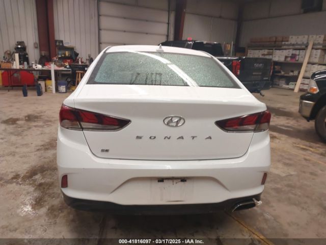 5NPE24AF2JH657333 Hyundai SONATA SE