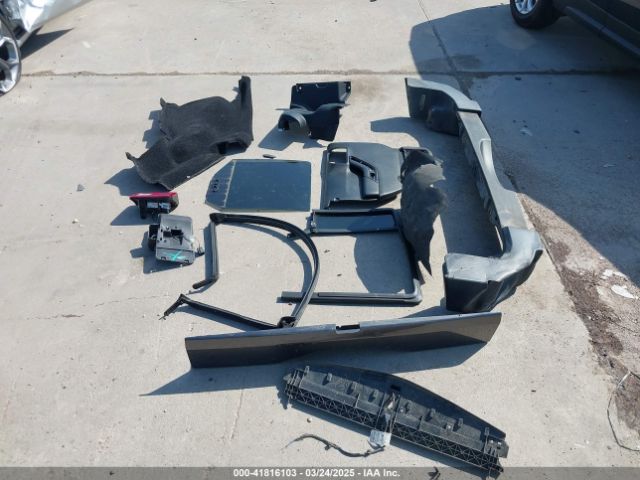 1C4BJWEGXHL730216 Jeep Wrangler Unlimited Sahara 4x4