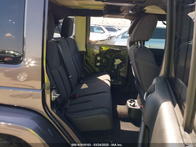 1C4BJWEGXHL730216 Jeep Wrangler Unlimited Sahara 4x4