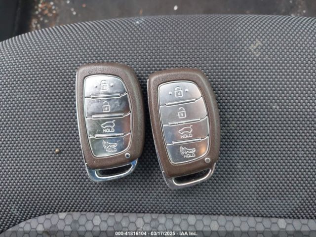 2019 HYUNDAI IONIQ HYBRID KMHC65LC0KU166010 Photo 10