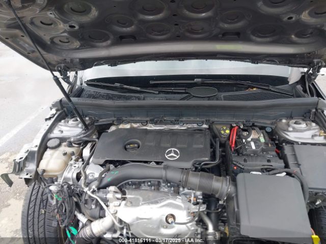 W1N4M4HB7PW264075 Mercedes-Benz Glb 250 4matic
