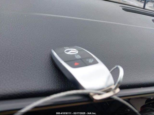 W1N4M4HB7PW264075 Mercedes-Benz Glb 250 4matic