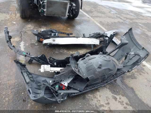 W1N4M4HB7PW264075 Mercedes-Benz Glb 250 4matic