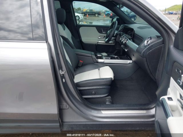 W1N4M4HB7PW264075 Mercedes-Benz Glb 250 4matic