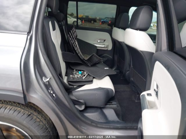 W1N4M4HB7PW264075 Mercedes-Benz Glb 250 4matic