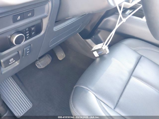 1FMJU1J80REA39864 Ford Expedition Xlt
