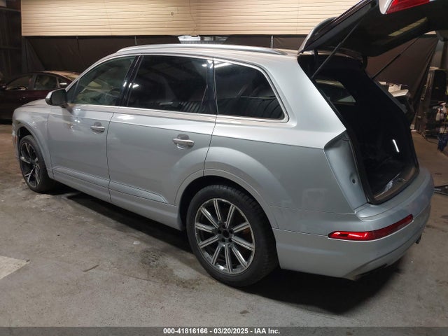 2017 AUDI Q7 WA1LAAF76HD035953 Photo 2