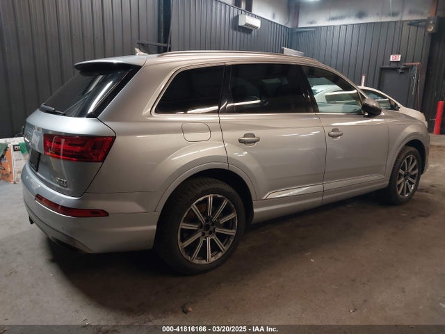 2017 AUDI Q7 WA1LAAF76HD035953 Photo 3