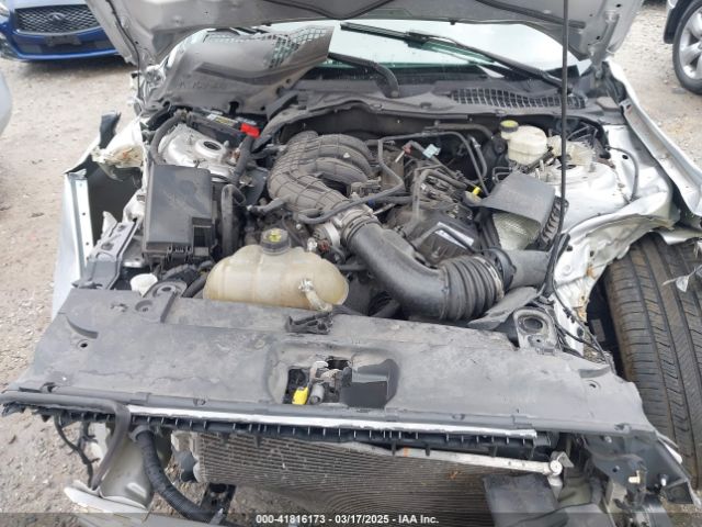 1FA6P8AM2H5236742 Ford Mustang V6