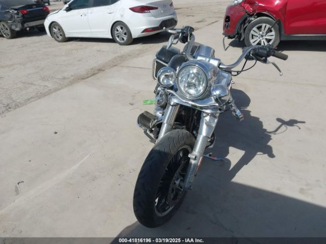 2018 HARLEY-DAVIDSON FLHR 1HD1FBC10JB657209 Photo 4