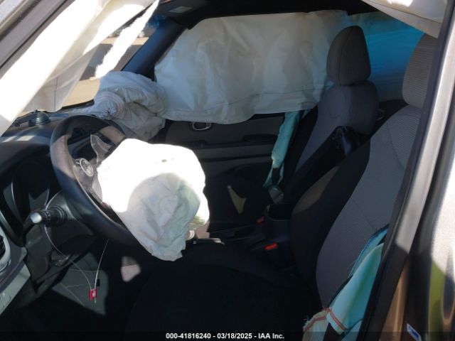 KNDJN2A25H7466253 KIA Soul
