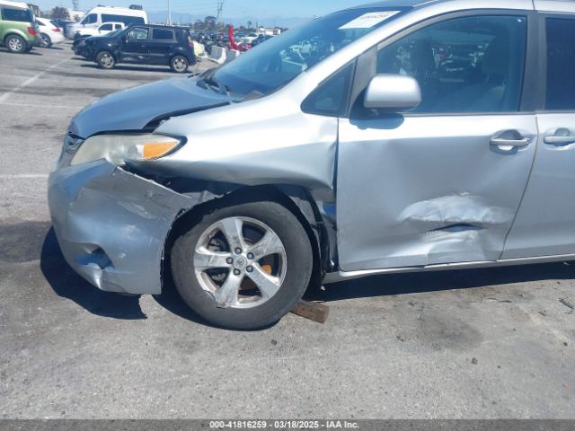 5TDKK3DC9ES453868 Toyota Sienna Le V6 8 Passenger