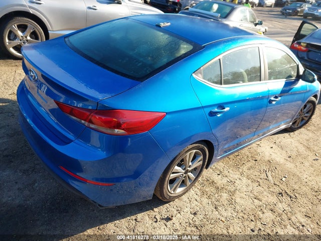 5NPD84LF4JH309525 Hyundai ELANTRA SEL