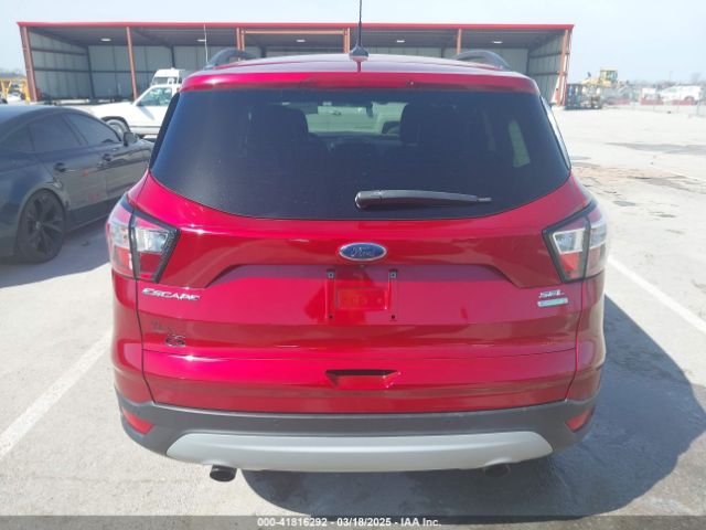 1FMCU0HD2JUC31402 Ford ESCAPE SEL