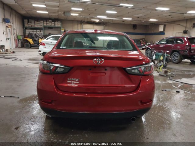 3MYDLBYV2KY509893 Toyota YARIS LE