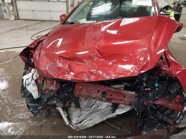 3MYDLBYV2KY509893 Toyota YARIS LE