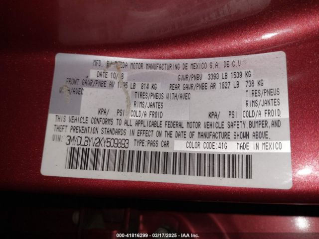 3MYDLBYV2KY509893 Toyota YARIS LE