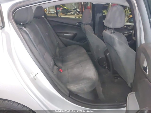 1G1BC5SM5J7228803 Chevrolet Cruze Ls Auto