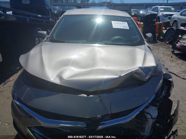 1G1ZD5ST3PF140222 Chevrolet Malibu Fwd 1lt