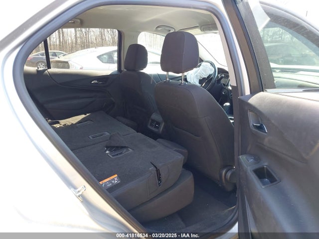 3GNAXUEVXMS102648 Chevrolet Equinox Awd Lt