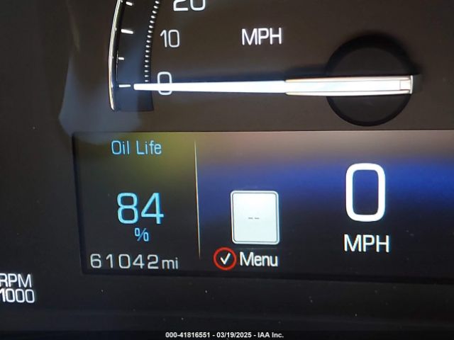 1GYKNCRS6JZ239995 Cadillac XT5 LUXURY