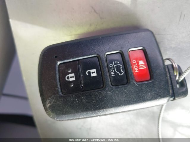 5TDJZRFH5HS391599 Toyota Highlander Xle