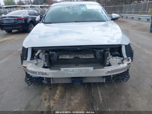 1HGCV1F38LA125530 Honda Accord Sport