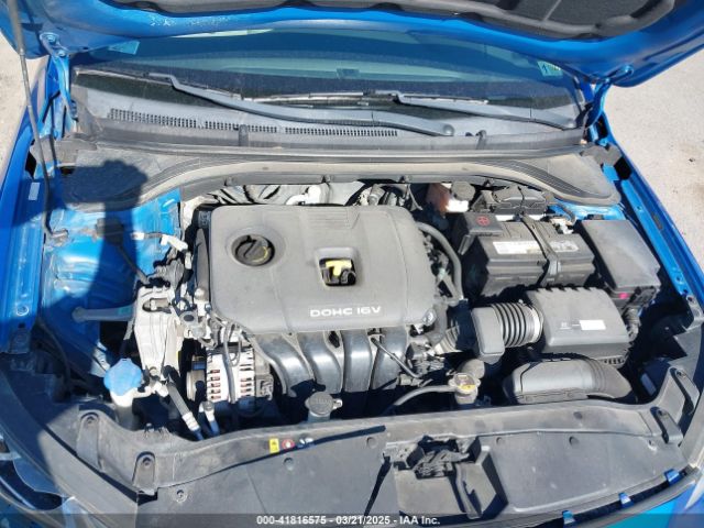5NPD84LF8HH047843 Hyundai ELANTRA SE