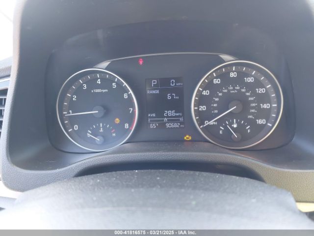 5NPD84LF8HH047843 Hyundai ELANTRA SE