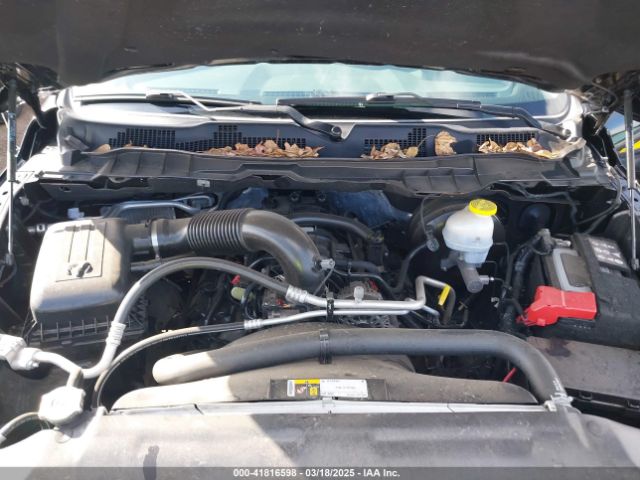 1C6RR7GT8LS159824 RAM 1500 Classic Warlock  4x4 6'4 Box