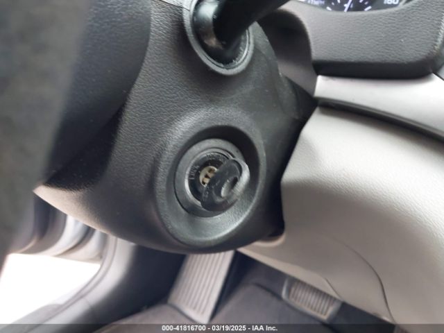 5NPD84LF1HH187457 Hyundai ELANTRA SE